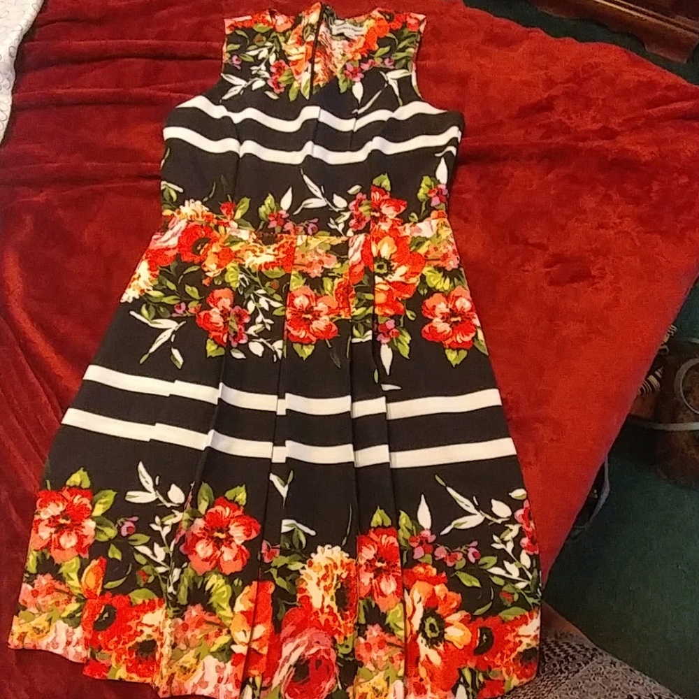Beautiful new style where stripes and flowers meet